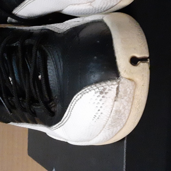 Air Jordan 12 Retro Low Playoff sneakers - Picture 3 of 16